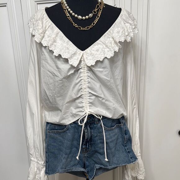 Anthropologie Tops - Anthropologie Maeve White Ruffled Bib Collar Blouse